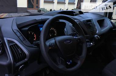 Грузопассажирский фургон Ford Tourneo Custom 2015 в 