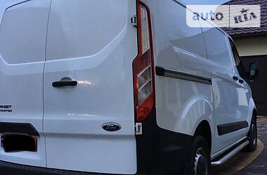 Грузопассажирский фургон Ford Tourneo Custom 2015 в 
