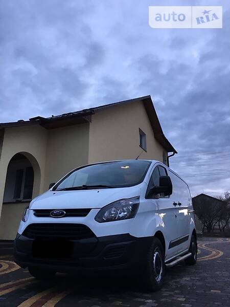 Грузопассажирский фургон Ford Tourneo Custom 2015 в 
