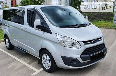 Минивэн Ford Tourneo Custom 2017 в Киеве