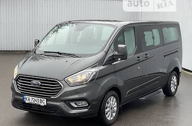 Легковий фургон (до 1,5т) Ford Tourneo Custom 2018 в Києві