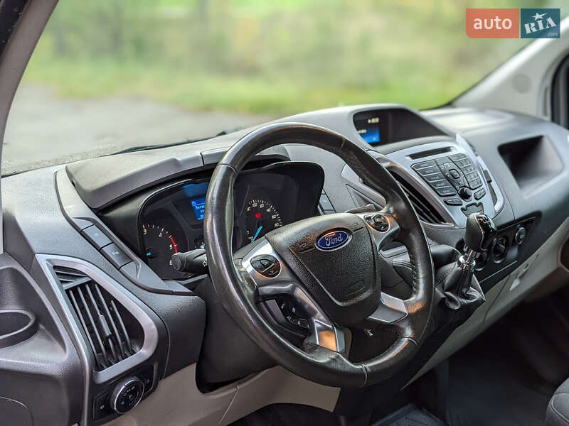 Мінівен Ford Tourneo Custom 2017 в Бродах