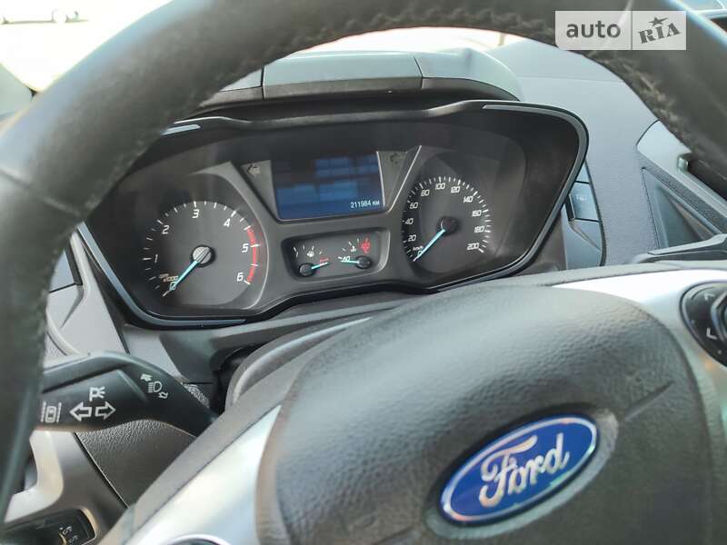 Мінівен Ford Tourneo Custom 2015 в Кривому Розі
