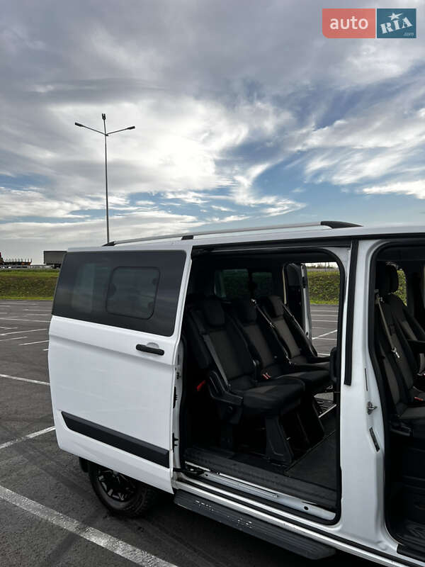 Мінівен Ford Tourneo Custom 2014 в Пустомитах