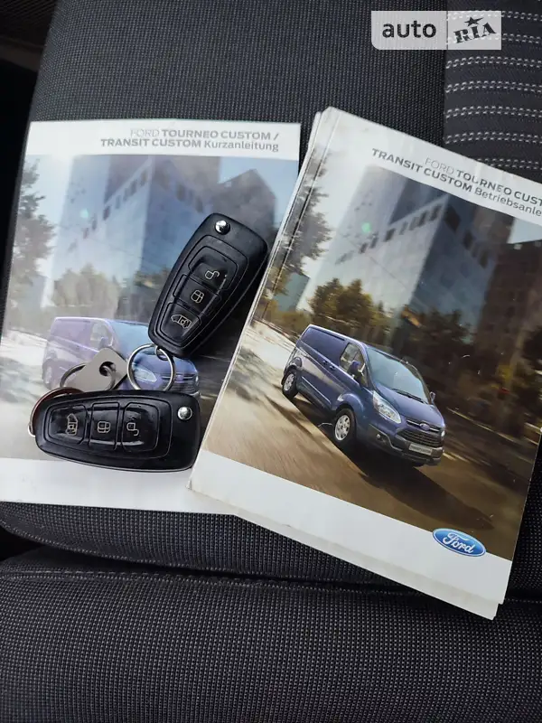 Мінівен Ford Tourneo Custom 2015 в Кривому Розі документ