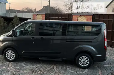 Ford Tourneo Custom 2019