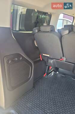 Минивэн Ford Tourneo Custom 2017 в 