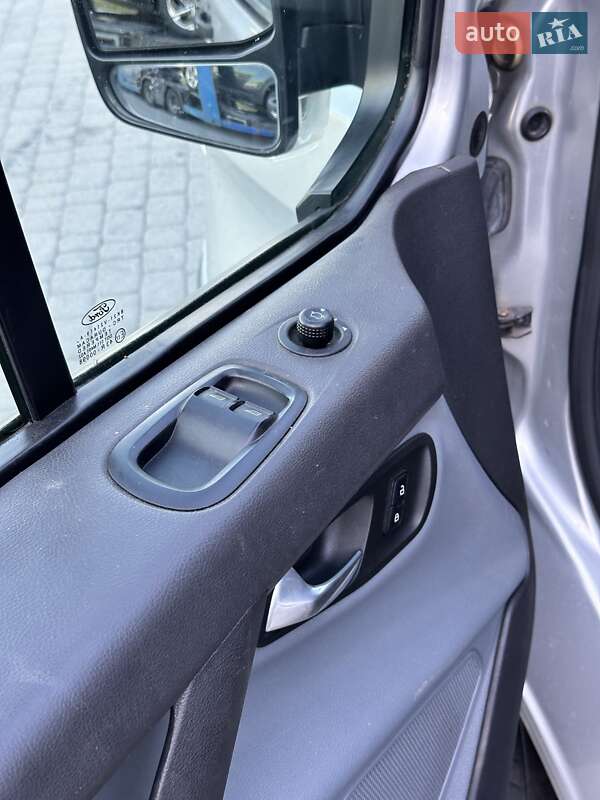 Мінівен Ford Tourneo Custom 2014 в Почаєві