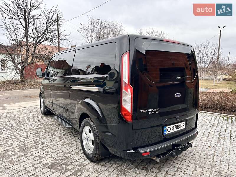 Мінівен Ford Tourneo Custom 2016 в Києві
