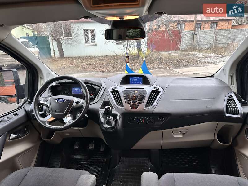 Мінівен Ford Tourneo Custom 2016 в Києві