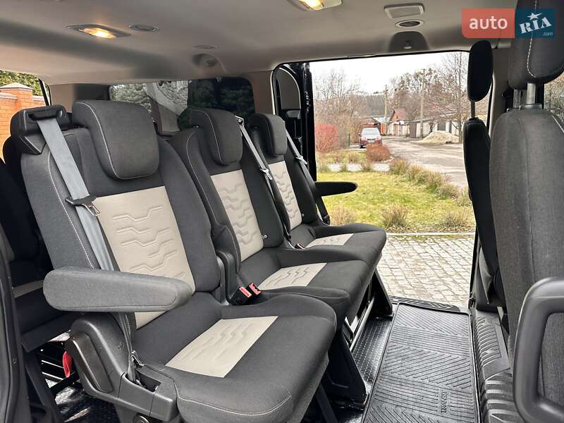 Мінівен Ford Tourneo Custom 2016 в Києві