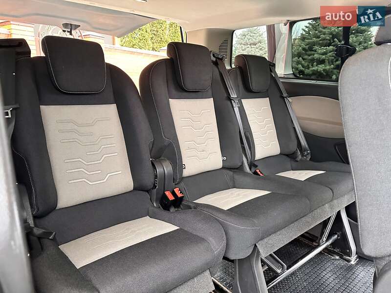 Мінівен Ford Tourneo Custom 2016 в Києві