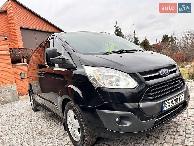 Мінівен Ford Tourneo Custom 2016 в Києві