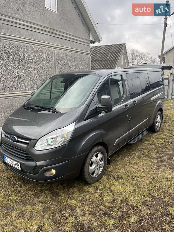 Ford Tourneo Custom 2017