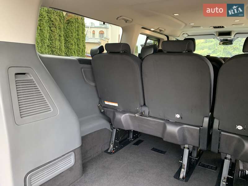 Мінівен Ford Tourneo Custom 2023 в Рівному