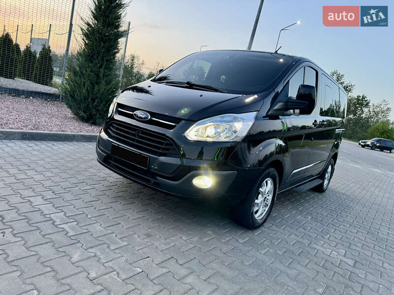 Ford Tourneo Custom 2013