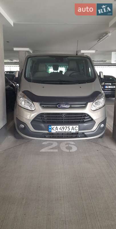 Минивэн Ford Tourneo Custom 2013 в 