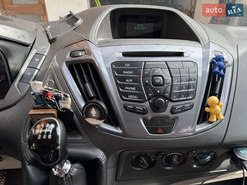 Мінівен Ford Tourneo Custom 2015 в Києві