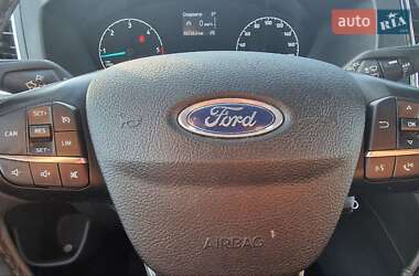 Минивэн Ford Tourneo Custom 2021 в 