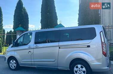 Минивэн Ford Tourneo Custom 2016 в 