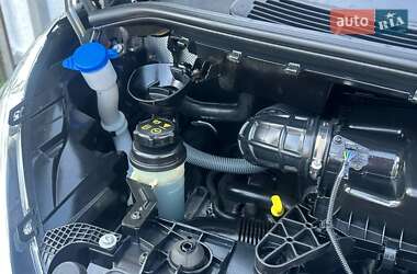Минивэн Ford Tourneo Custom 2016 в 