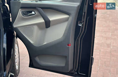 Мінівен Ford Tourneo Custom 2013 в 