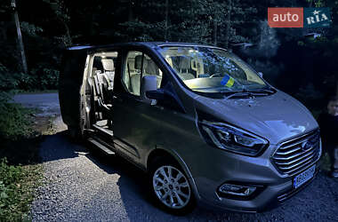 Мінівен Ford Tourneo Custom 2020 в 