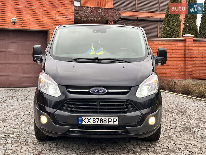 Минивэн Ford Tourneo Custom 2016 в Харькове