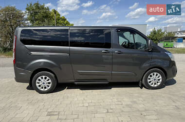 Мінівен Ford Tourneo Custom 2017 в 