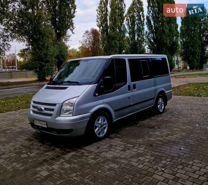 Минивэн Ford Tourneo Custom 2012 в Броварах фото 9 Минивэн Ford Tourneo Custom 2012 в Броварах