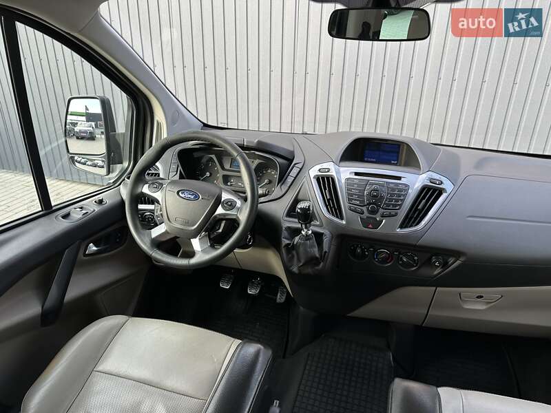 Мінівен Ford Tourneo Custom 2015 в Мукачевому фото 23 Мінівен Ford Tourneo Custom 2015 в Мукачевому