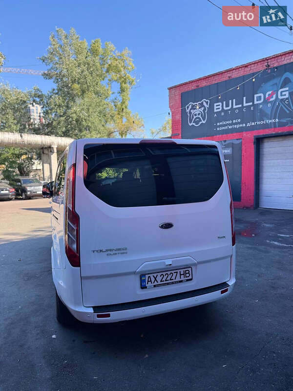 Мінівен Ford Tourneo Custom 2020 в Києві