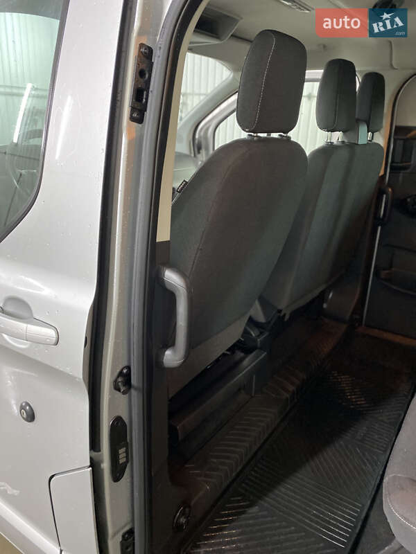 Мінівен Ford Tourneo Custom 2016 в Луцьку фото 43 Мінівен Ford Tourneo Custom 2016 в Луцьку