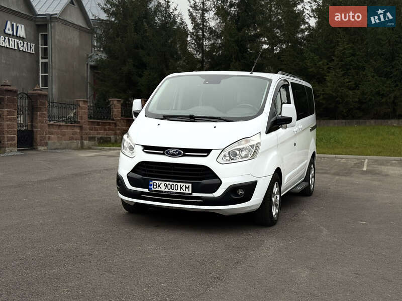 Минивэн Ford Tourneo Custom 2016 в Ровно