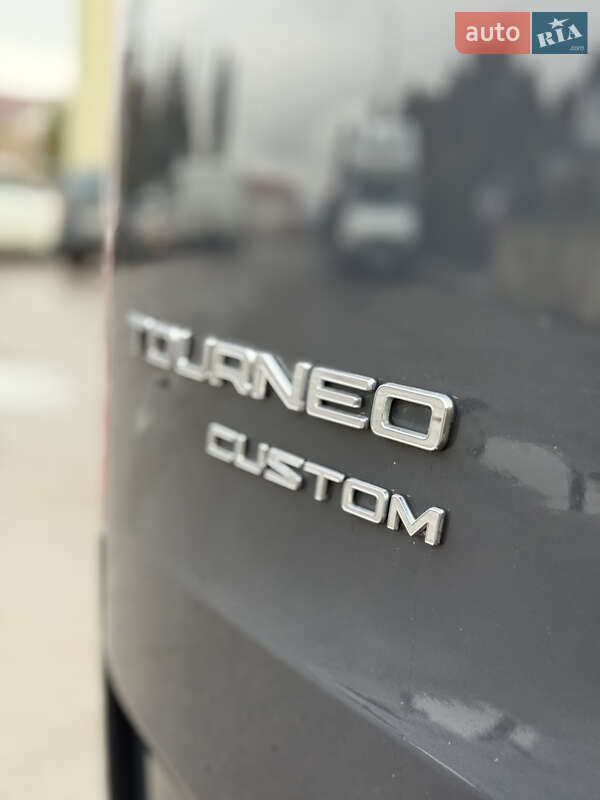 Мінівен Ford Tourneo Custom 2013 в Рівному фото 18 Мінівен Ford Tourneo Custom 2013 в Рівному