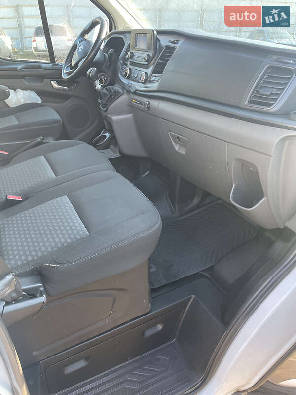 Минивэн Ford Tourneo Custom 2019 в Львове