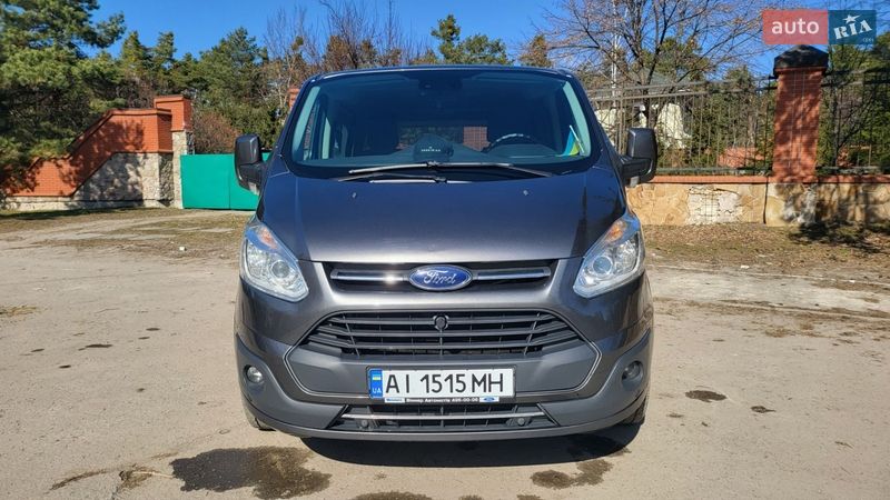 Минивэн Ford Tourneo Custom 2017 в Украинке