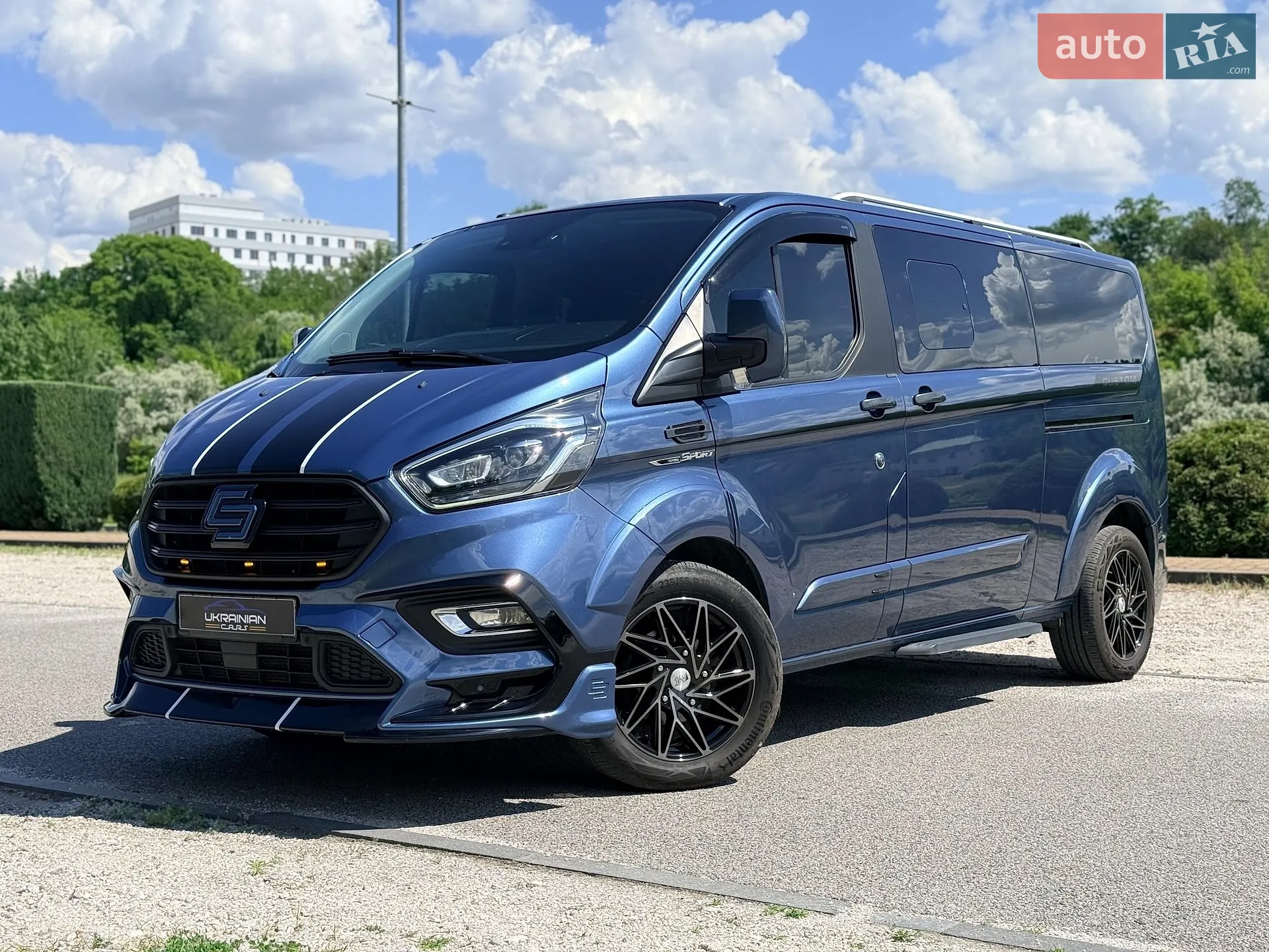 2019 Ford Tourneo Custom - фото 1