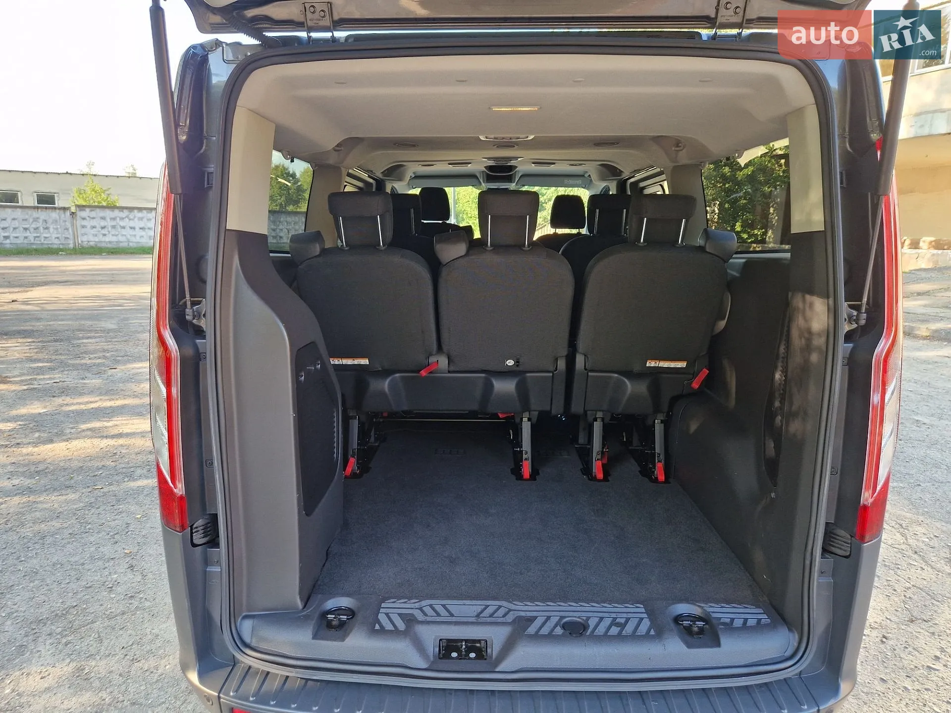 2017 Ford Tourneo Custom - мініатюра 20