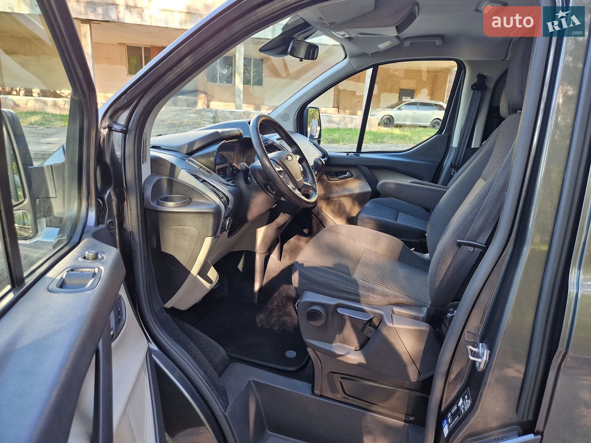 2017 Ford Tourneo Custom - мініатюра 12