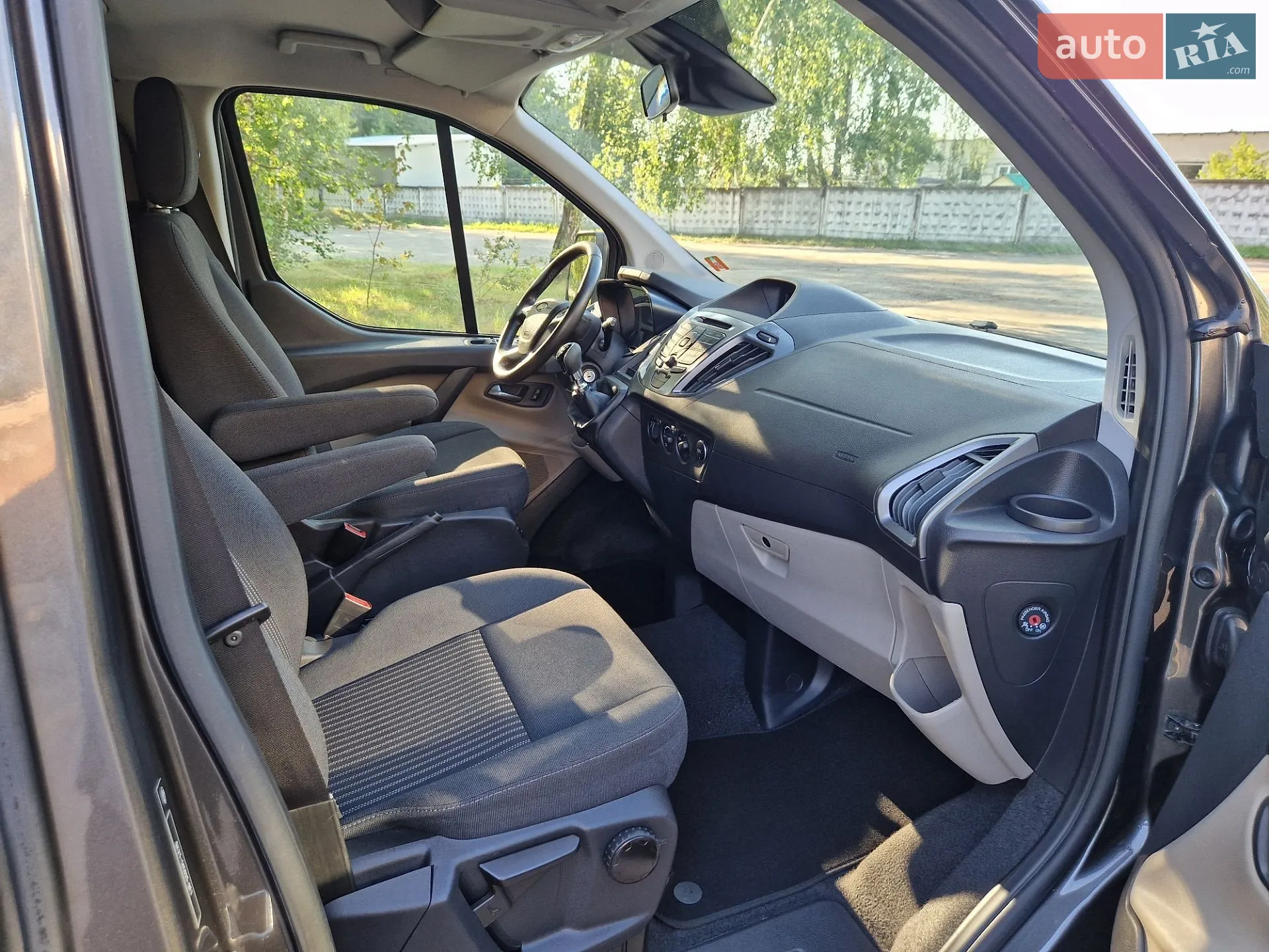 2017 Ford Tourneo Custom - мініатюра 24