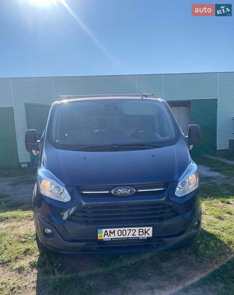 Ford Tourneo Custom 2013