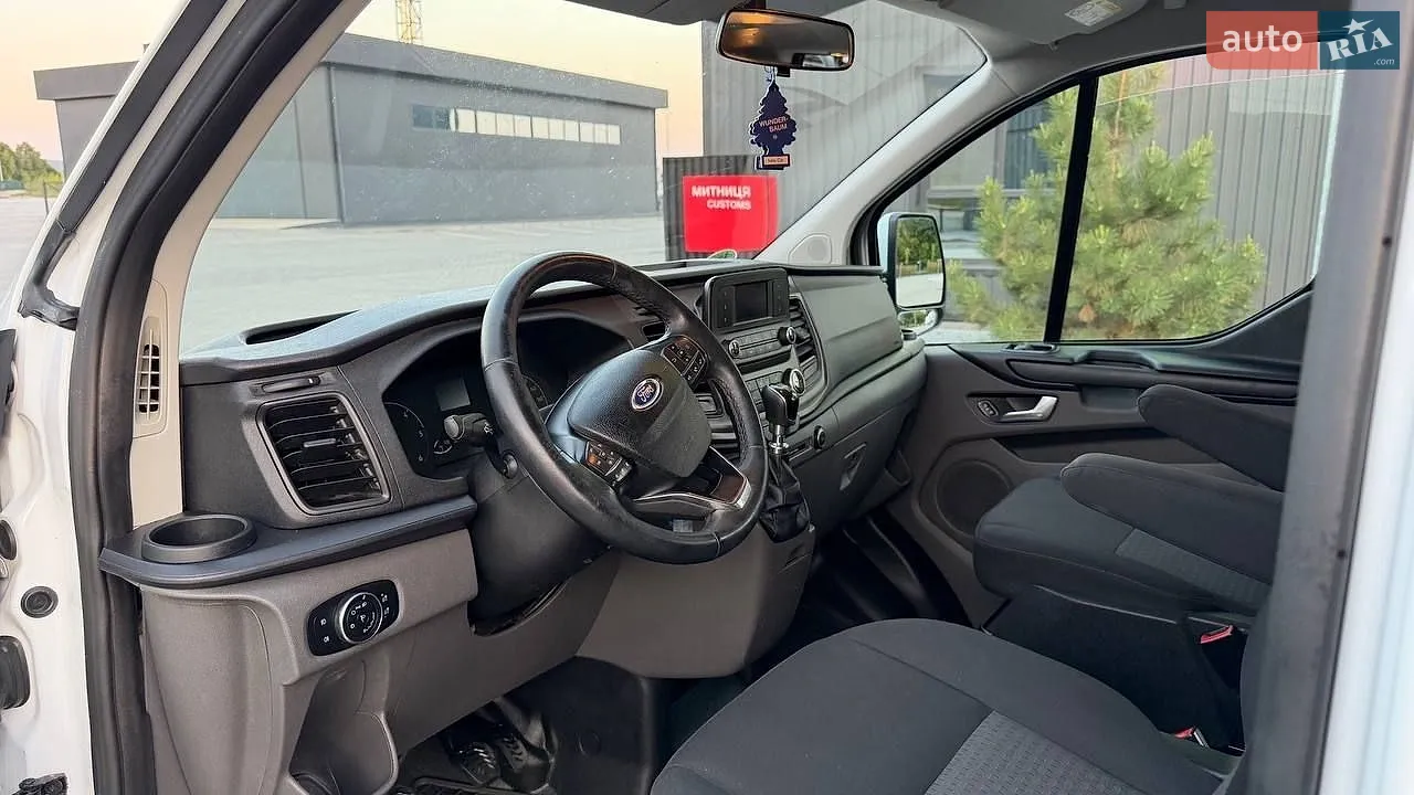 2019 Ford Tourneo Custom - мініатюра 21