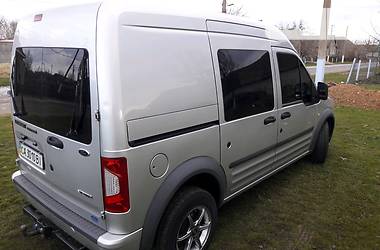 Грузопассажирский фургон Ford Transit Connect 2010 в Сарате