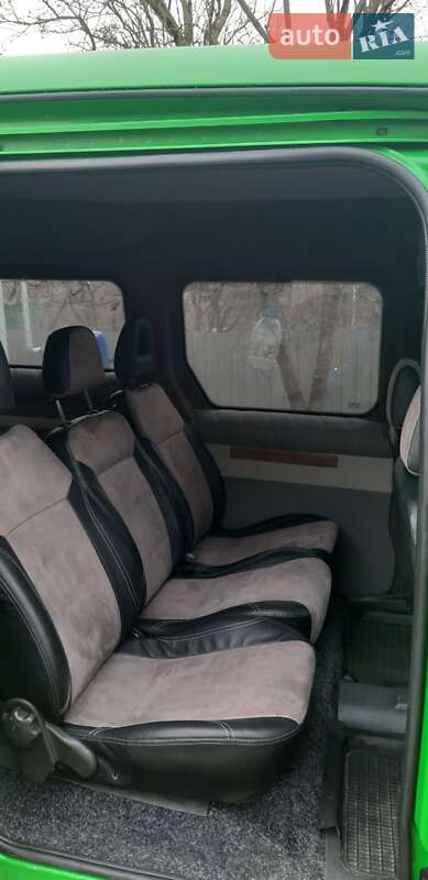 Мінівен Ford Transit Connect 2007 в Чернівцях