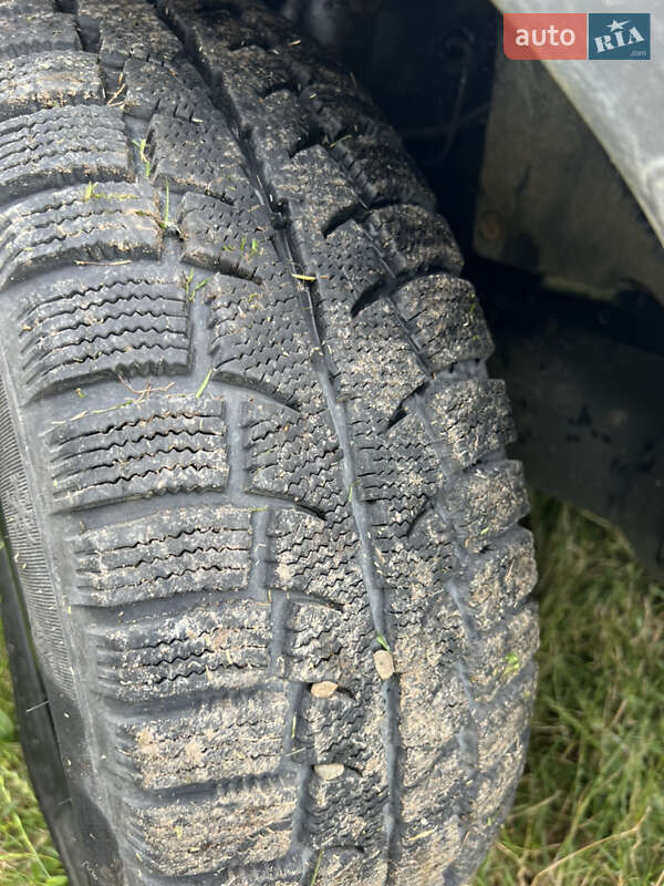 Мінівен Ford Transit Connect 2004 в Чернівцях