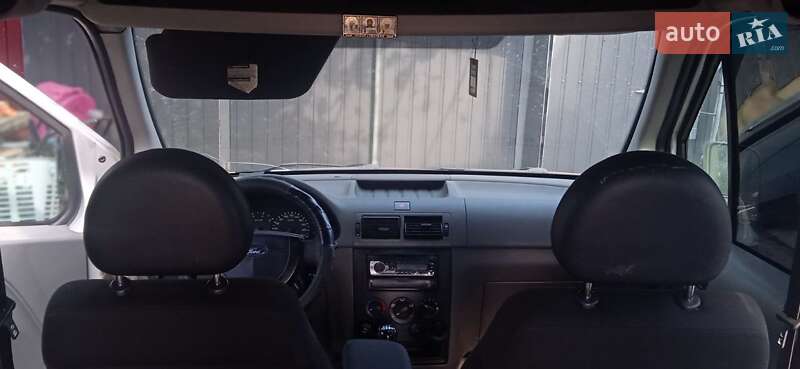 Мінівен Ford Transit Connect 2005 в Чернігові