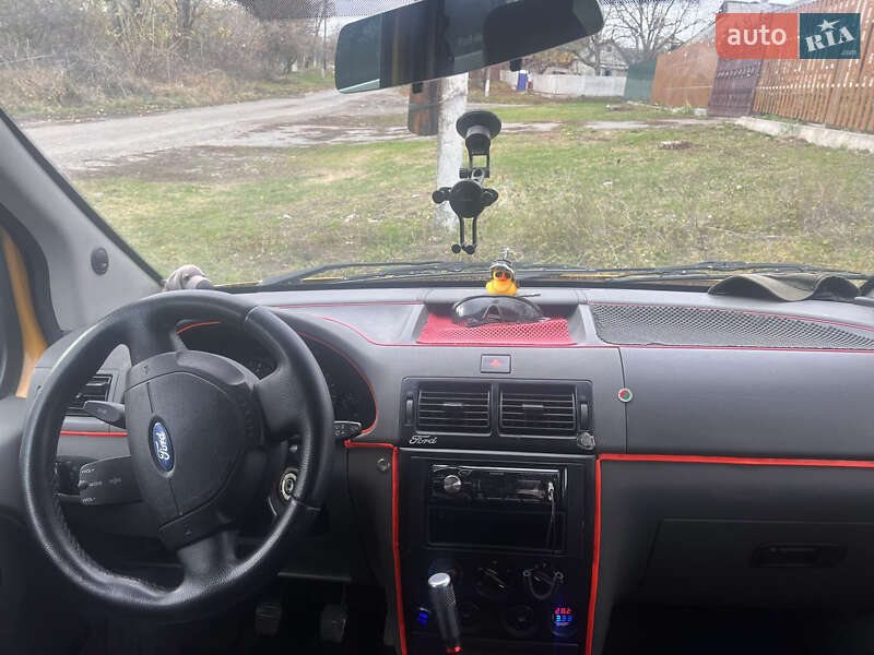 Мінівен Ford Transit Connect 2006 в Покровську