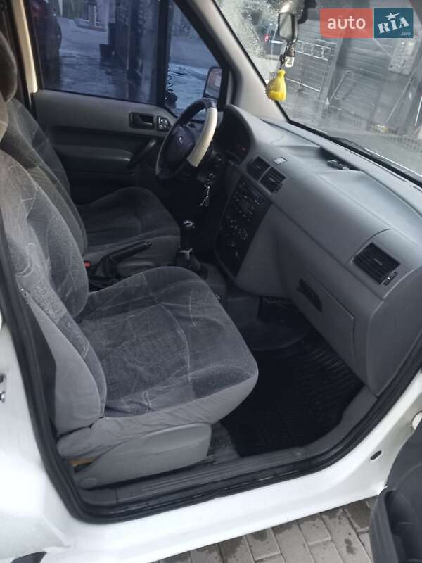 Мінівен Ford Transit Connect 2005 в Івано-Франківську