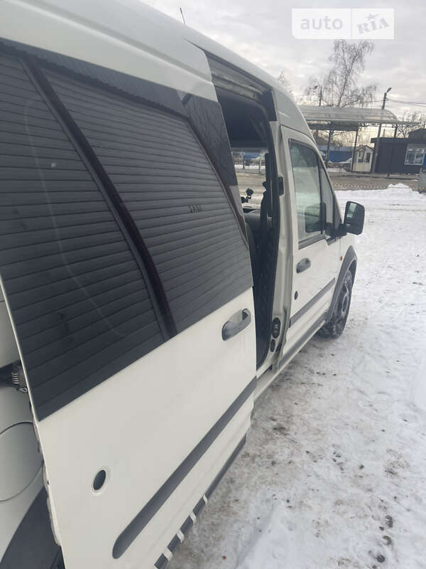 Минивэн Ford Transit Connect 2006 в Черновцах